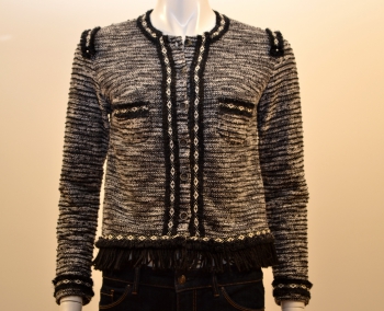 Poupée actuelle Entrez vêtements et très de urbaine Chicune la l'univers femme dans marque collection de colorée espagnole pour une TFKl1Jc
