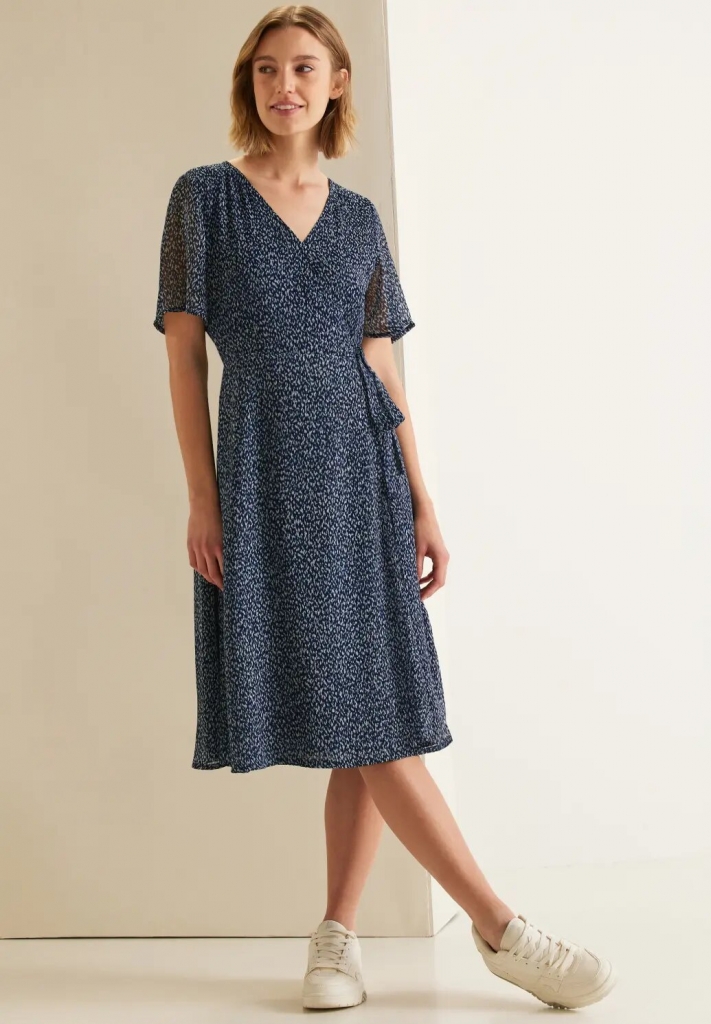 Robe street one best sale