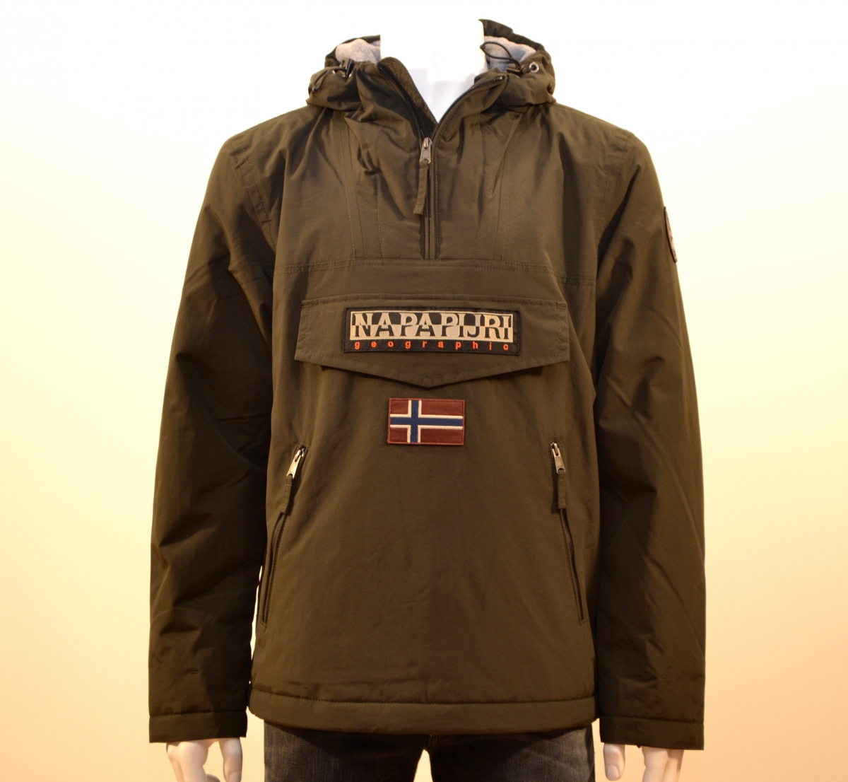 Parka napapijri taille grand ou petit 2025